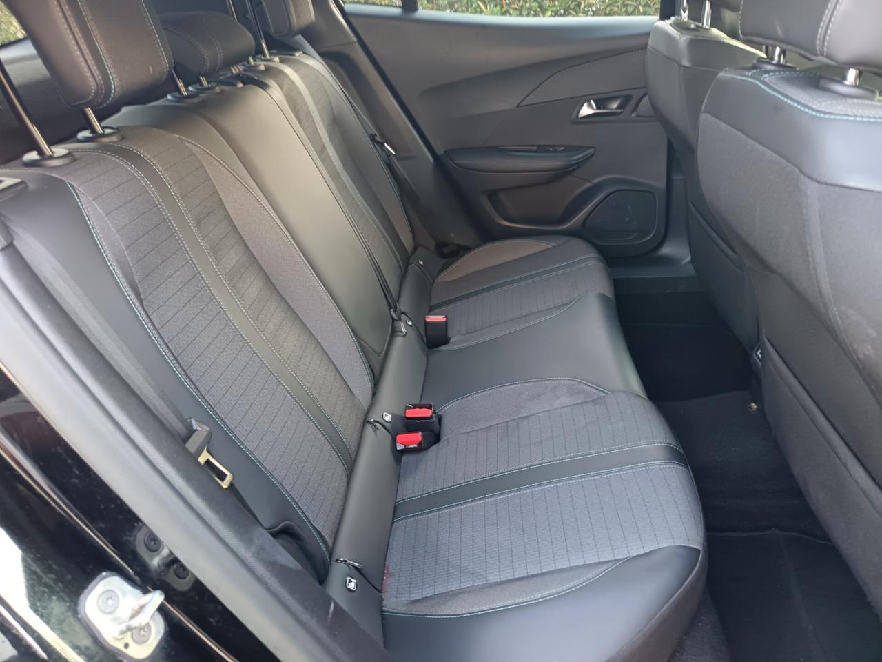 Peugeot 2008 BlueHDi 130 S&S EAT8 Allure Pack
