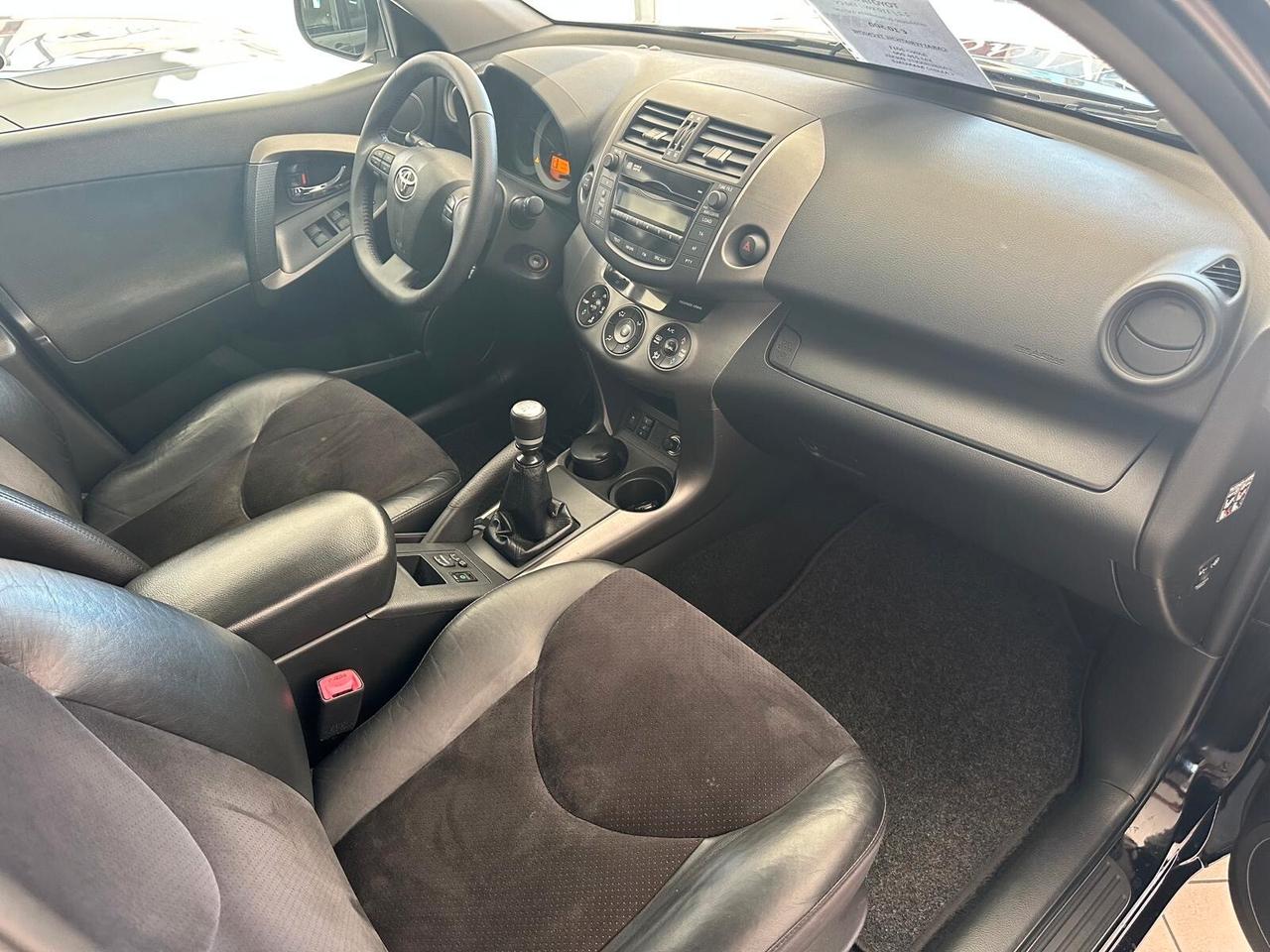 Toyota RAV 4 RAV4 Crossover 2.2 D-4D 150 CV DPF Exclusive