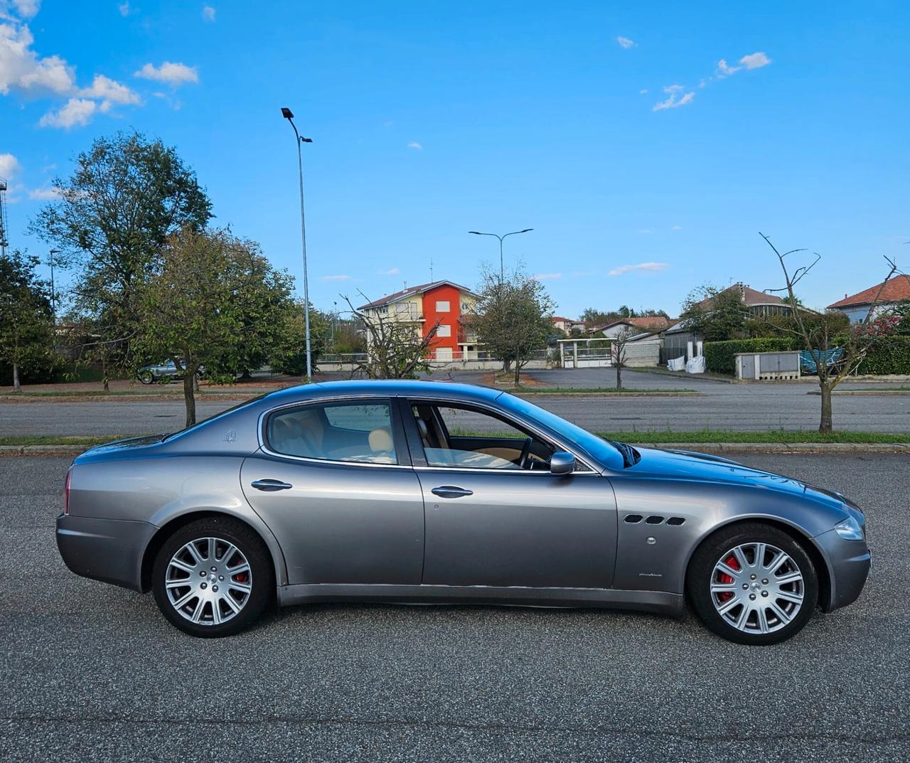 Maserati Quattroporte 4.2 V8