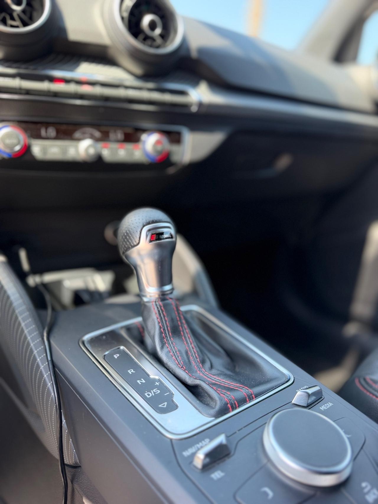 Audi Q2 35 TDI quattro S tronic line Edition
