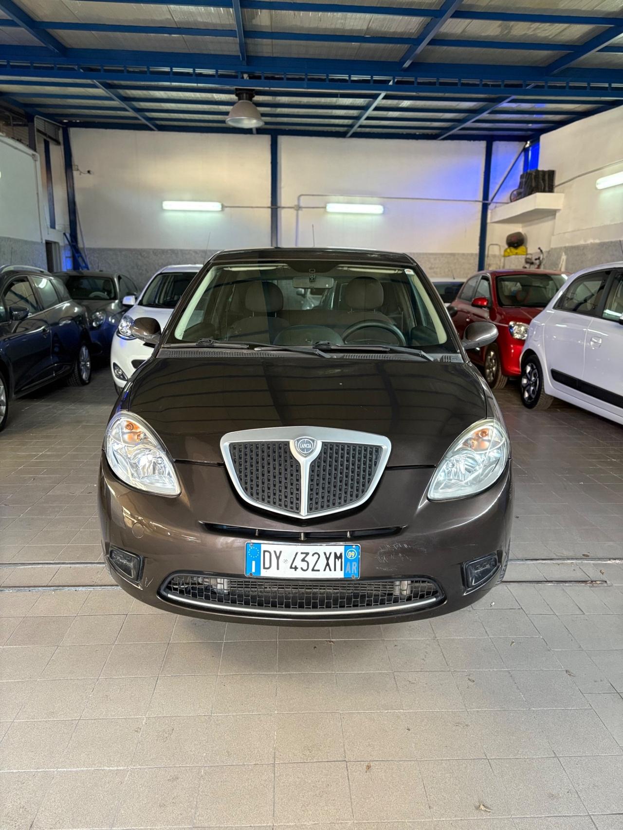 Lancia Ypsilon 1.4 Oro Ecochic GPL