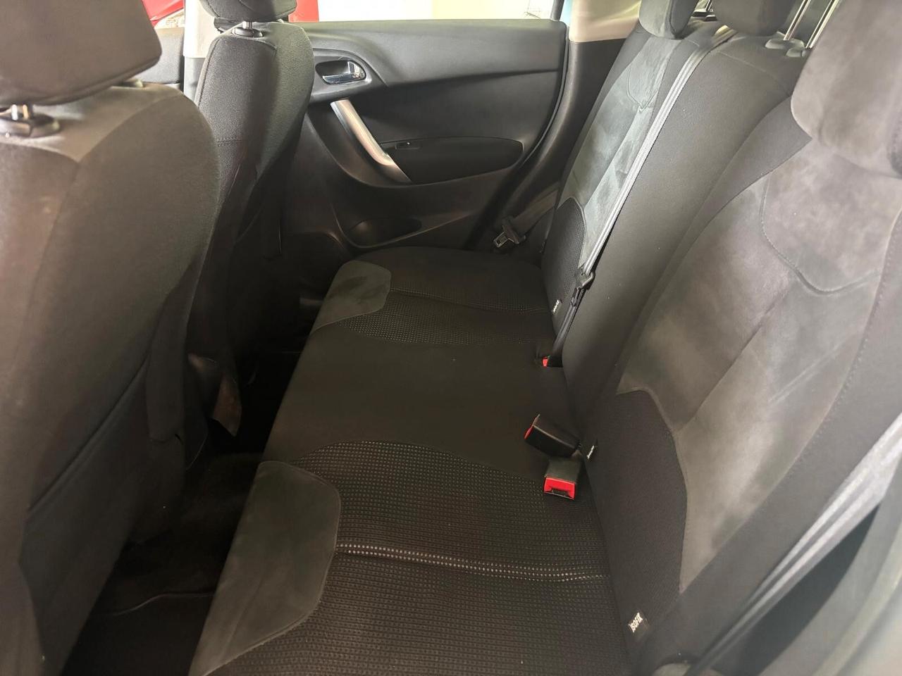 CITROEN C3 ANNO 2010 ds 1.4 HDI ADATTA NEOPATENTATI KM 200 mila