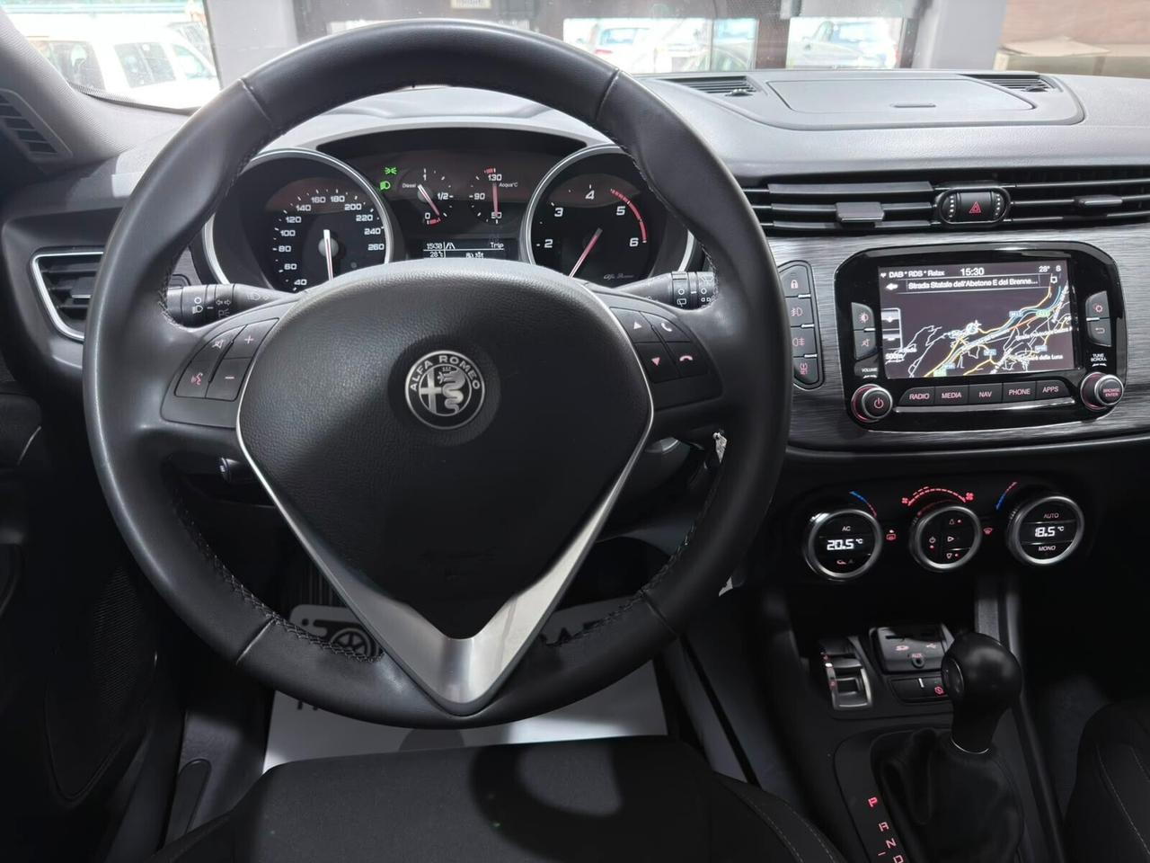 ALFA ROMEO GIULIETTA 1.6JTDm 120cv AUTOMATICA 2019