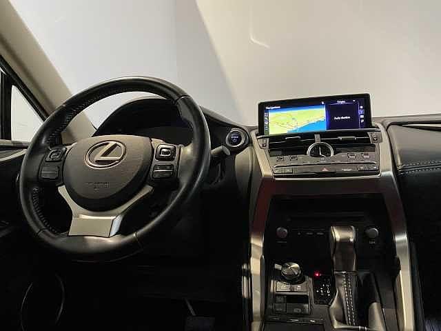 Lexus NX Hybrid 4WD Luxury