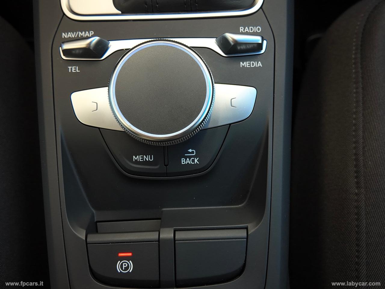 AUDI Q2 30 TDI S tronic Identity Black