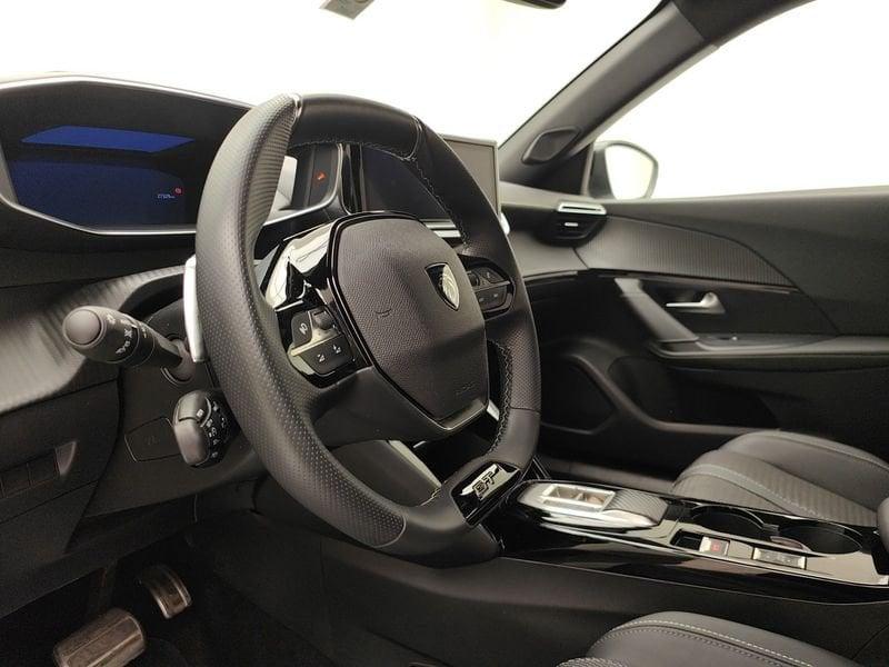 Peugeot 2008 II 2023 1.2 hybrid GT 145cv e-dcs6