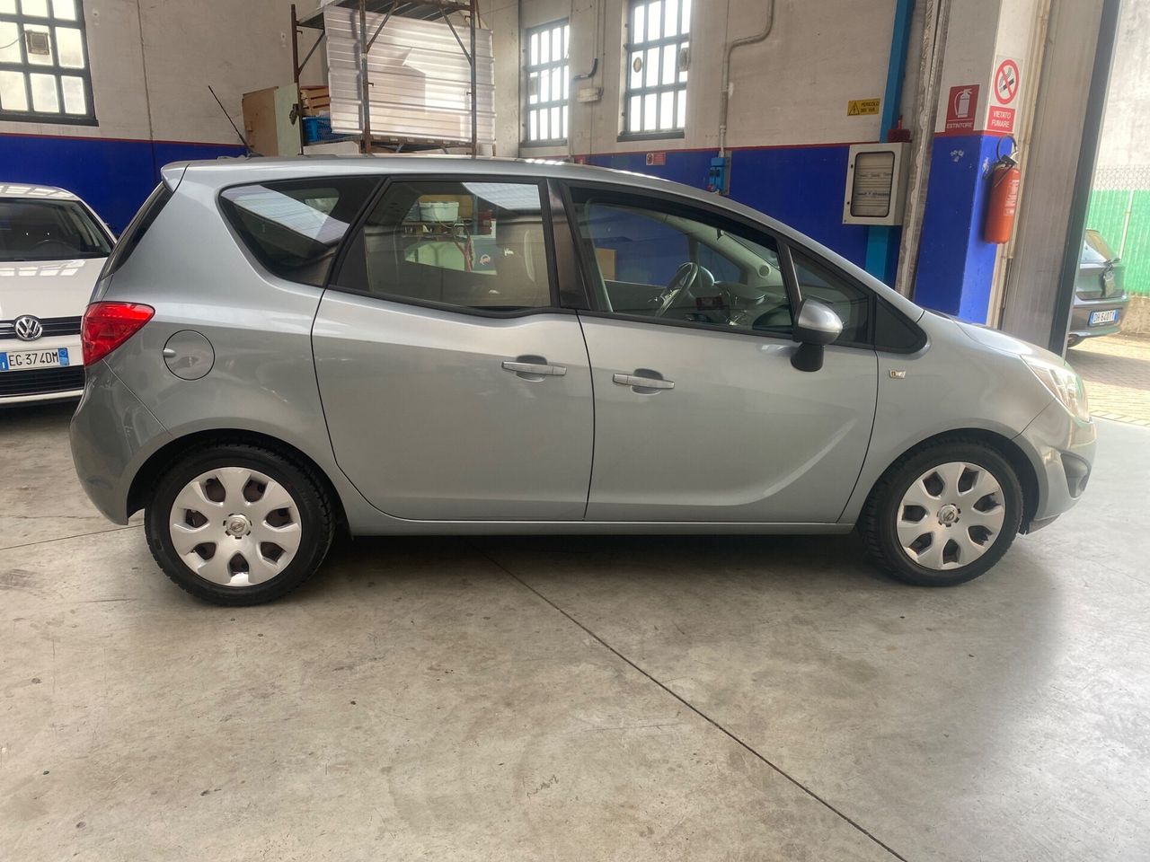 Opel Meriva 2012 photo 4