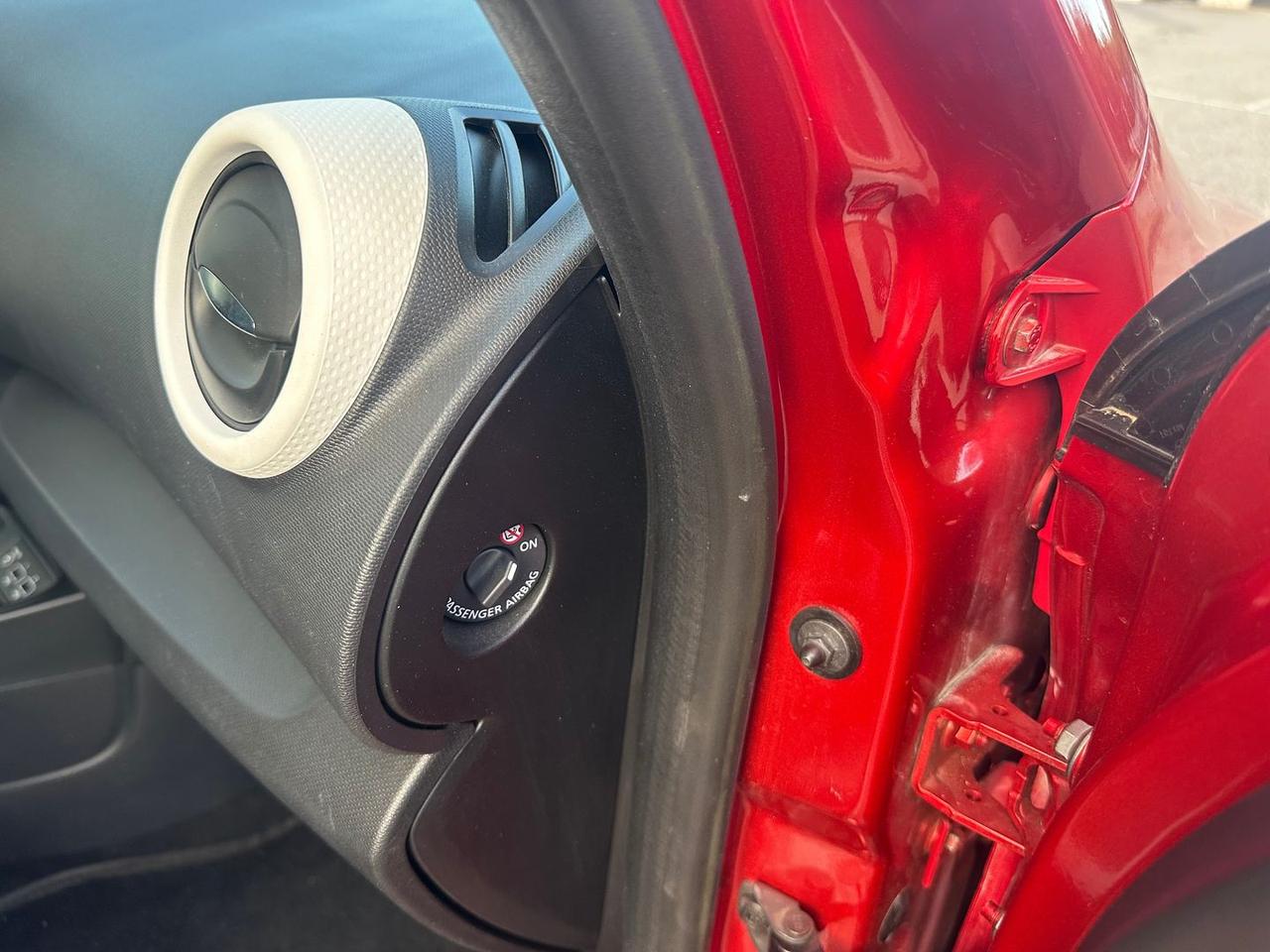 Renault Twingo Authentique R80 #7030