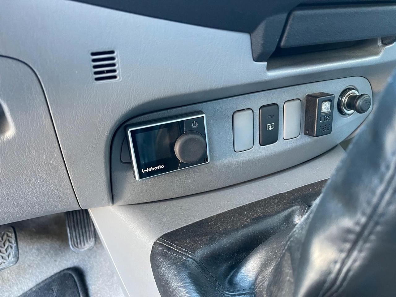 Toyota Hilux 2.5 D-4D 4WD 4p. Double Cab 4x4