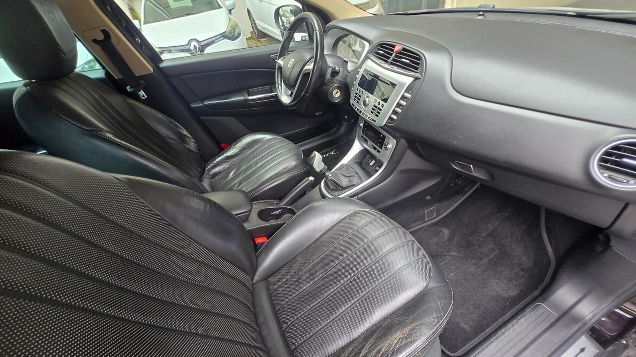 Lancia Delta 1.6 MJT DPF Gold