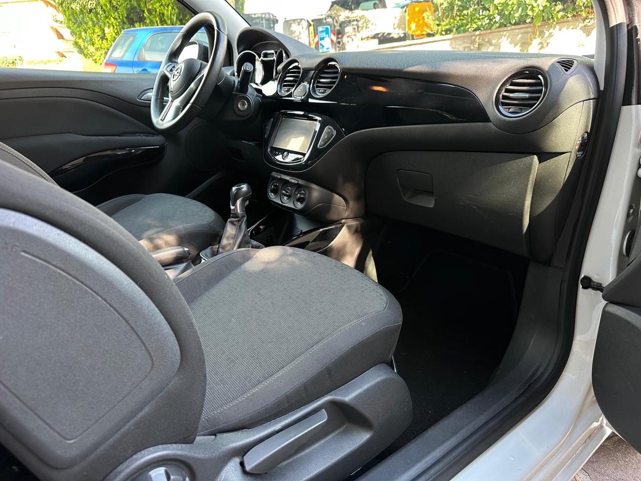 Opel Adam 1.4 87 CV GPL Tech White/Black Link