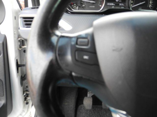 PEUGEOT 208 1.6 BlueHDi 75cv 5p. - OK NEOPATEN. -Uni Propriet.