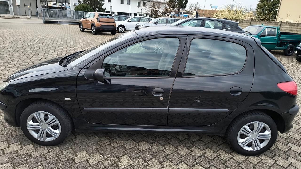 Peugeot 206 1.4 5p. XT