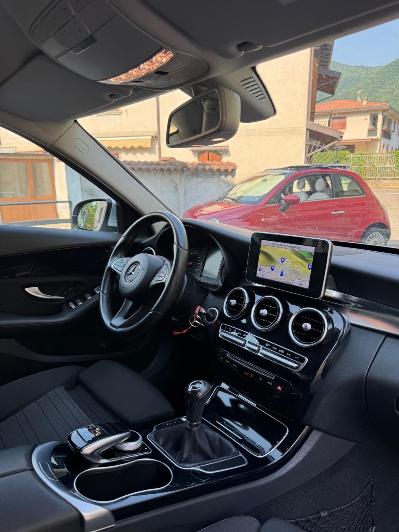 Mercedes-benz C 180 d Auto Premium