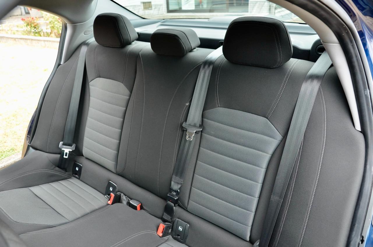 ALFA ROMEO GIULIA 2.2 BUSINESS 150cv AUTO, UFF ITALIANA, EURO 6B, NAVI, 18", PERMUTE