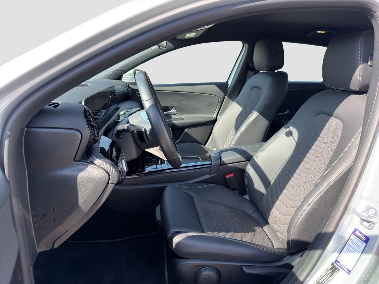 MERCEDES Classe A (W177) A 180 Automatic Executive