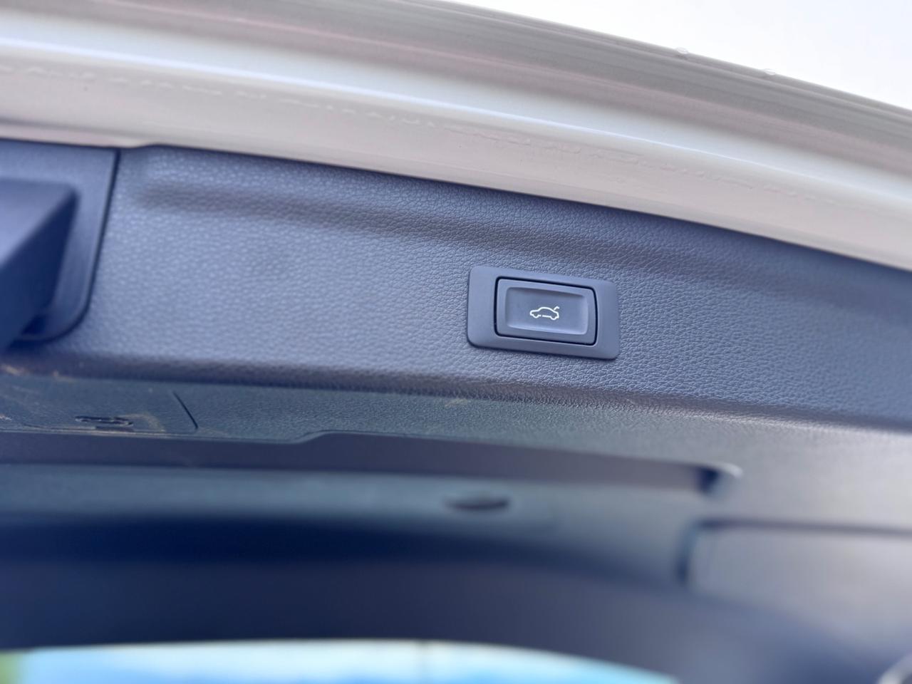 Audi Q3 35 TDI S tronic Business Adva IVA ESPOSTA