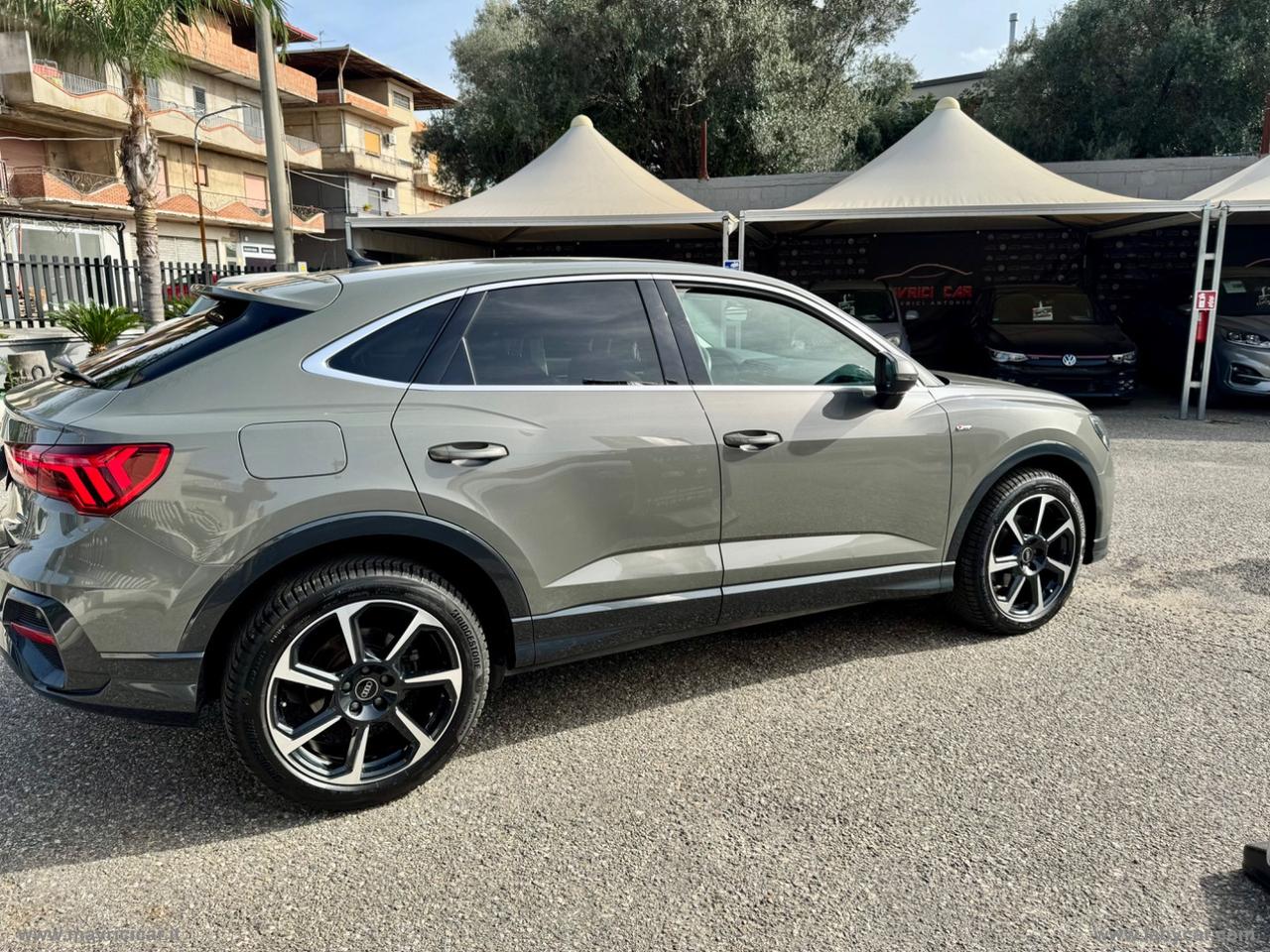 AUDI Q3 SPB 35 TDI quattro S tr. Bus. Plus