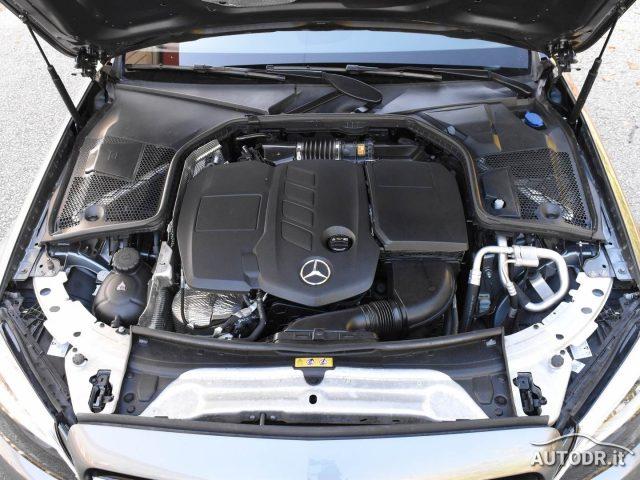 MERCEDES-BENZ C 180 d Wagon Automatic Sport Fari LED, Retrocamera