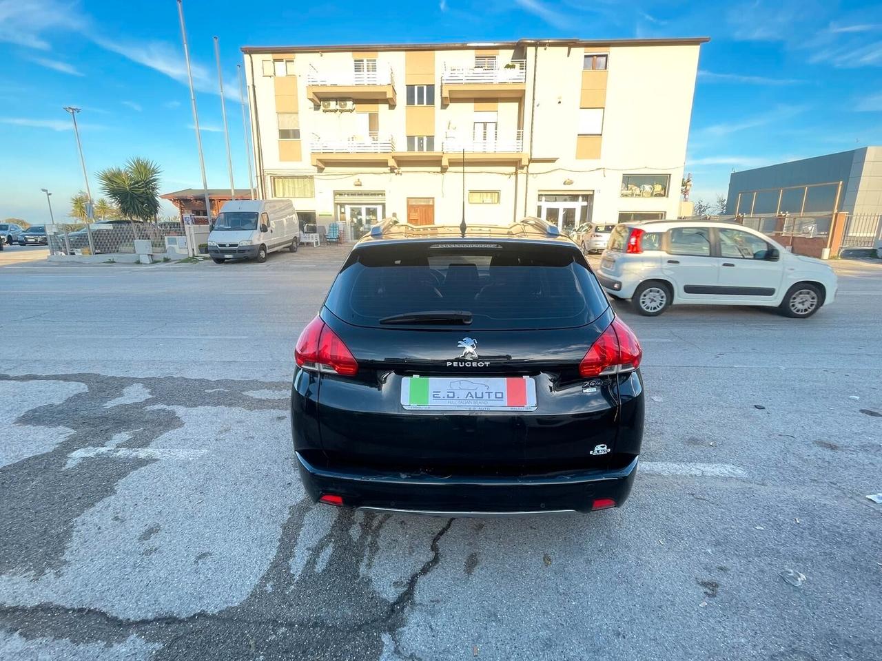 Peugeot 2008 1.6 e-HDi 92 CV Stop&Start Urban Cross