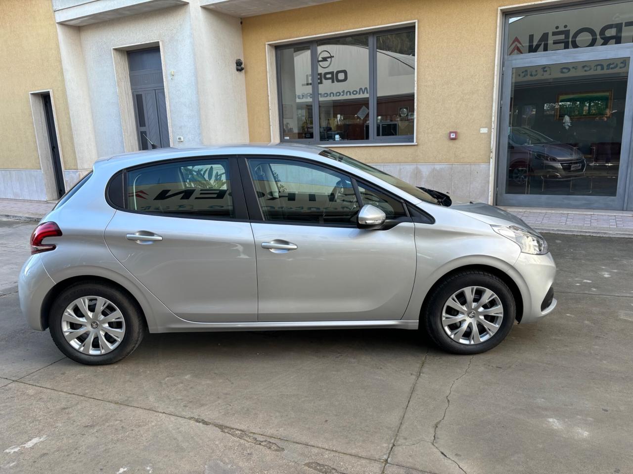 Peugeot 208 BlueHDi 75 5 porte Allure x NEOPATENTATI