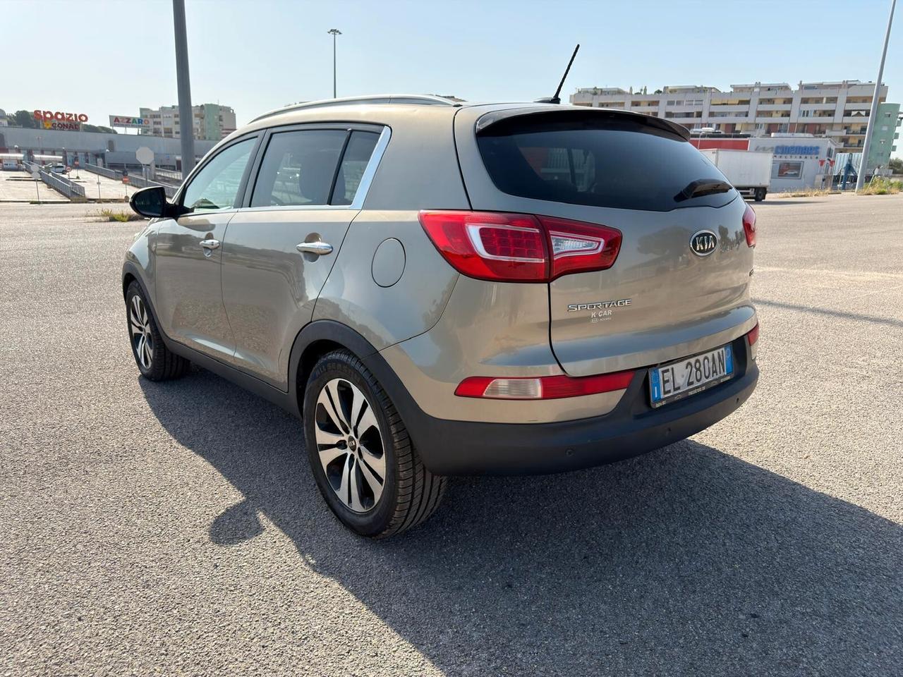Kia Sportage 1.7 CRDI VGT 2WD Plus