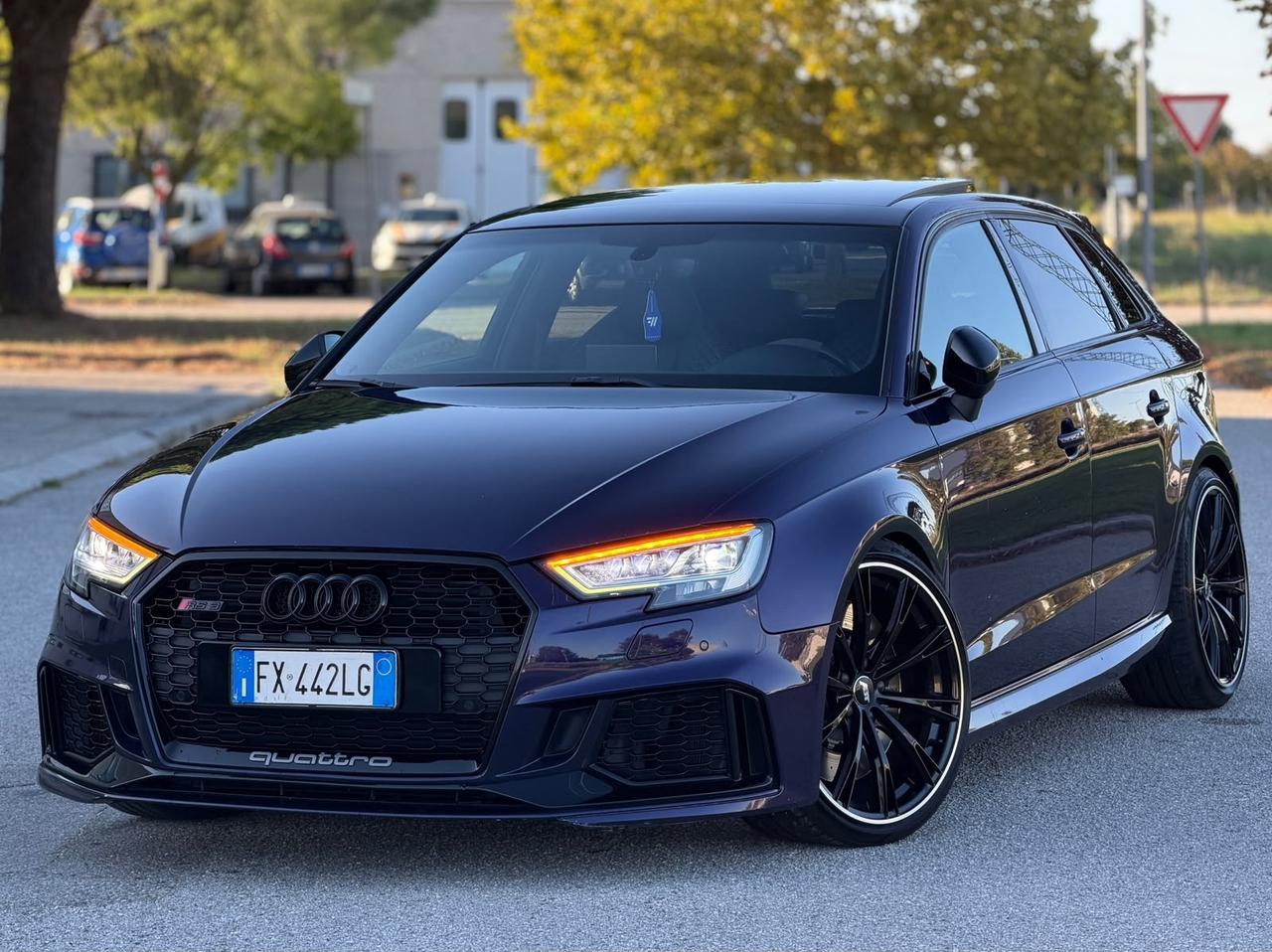 Audi A3 RS 3 Sedan