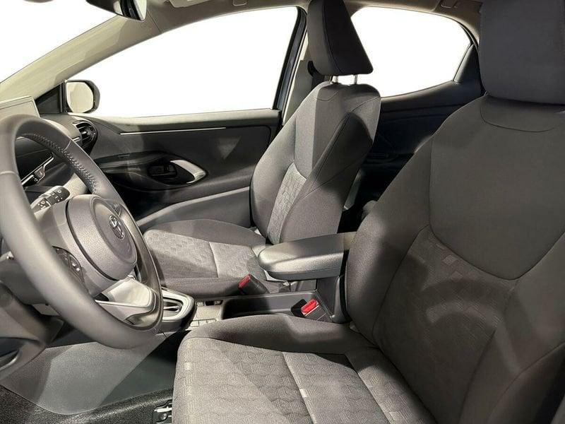 Toyota Yaris Hybrid 115