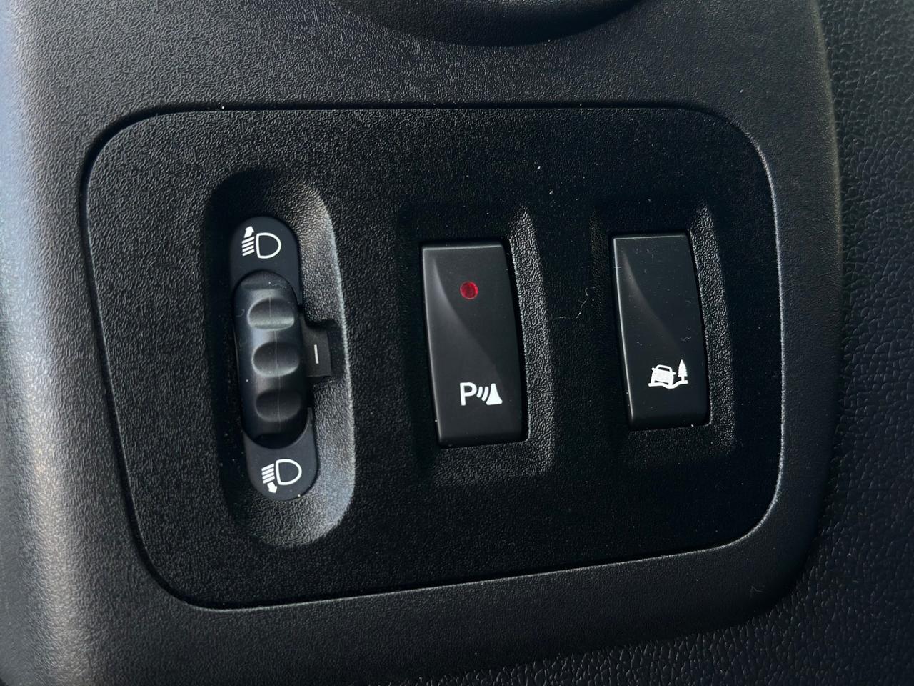 Opel Movano L2H2 – 3 posti – IVA detraibile/finanziabile