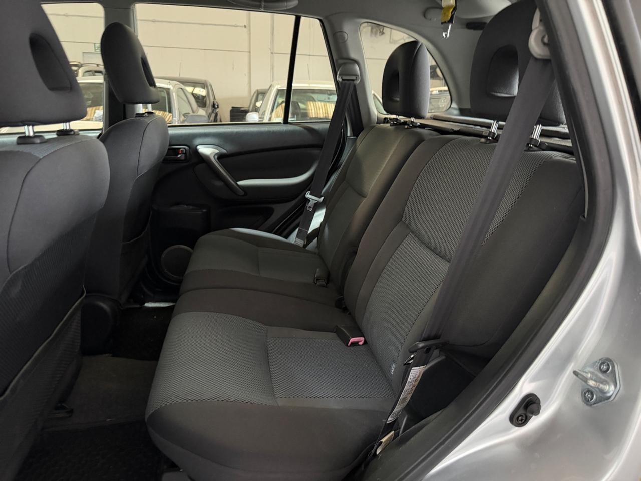 Toyota RAV 4 RAV4 2.0 Tdi D-4D cat 5 porte Sol 4x4