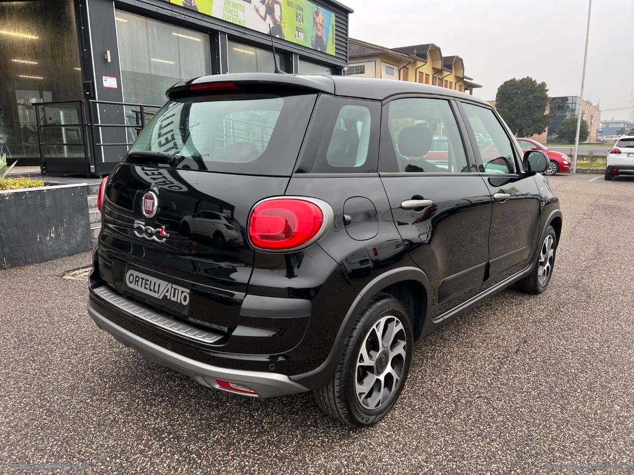 FIAT 500L 1.4 95 CV S&S City Cross IVA DEDUCIBILE