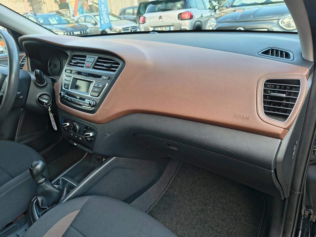 HYUNDAI I20 1.2 GPL UNICOPROPRIETARIO ANNO 2017