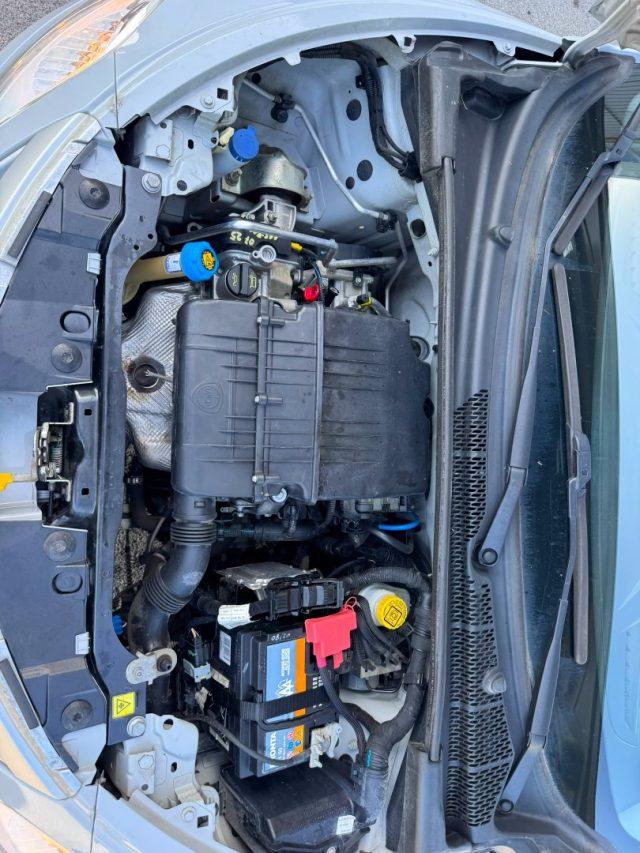 LANCIA Ypsilon 1.2 fire 69 CV 5 porte Gold OK NEOPATENTATO