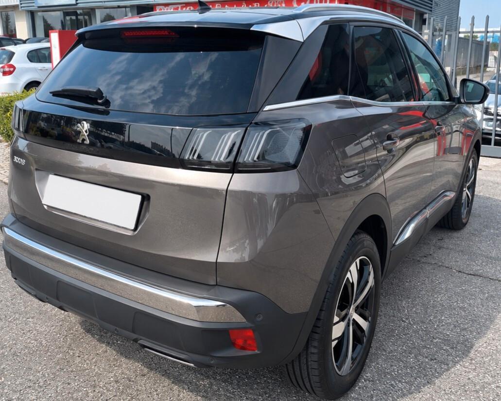 Peugeot 3008 130cv EAT8 GT Pack tetto panoramico