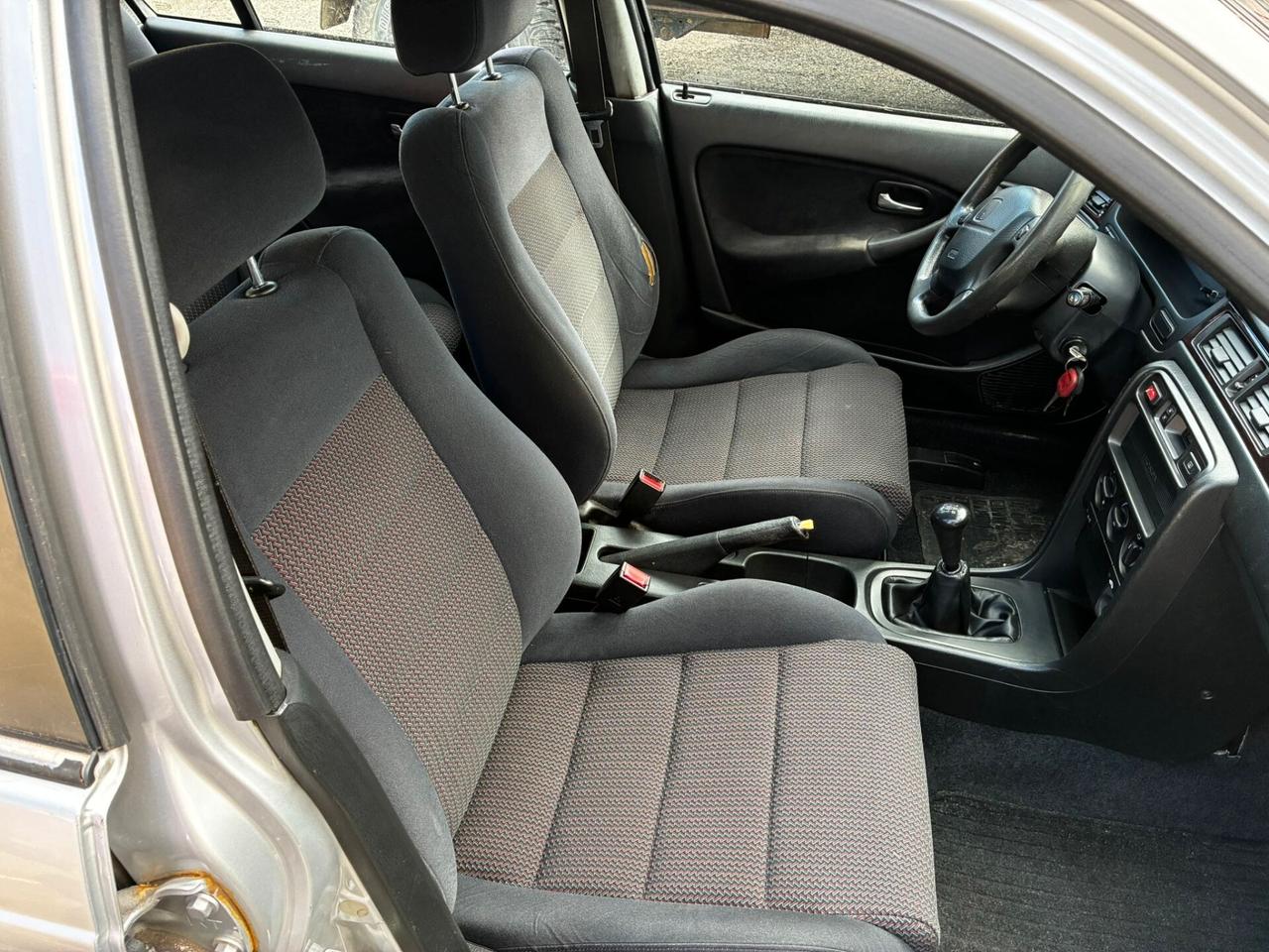 HONDA CIVIC 1.4i S BENZINA