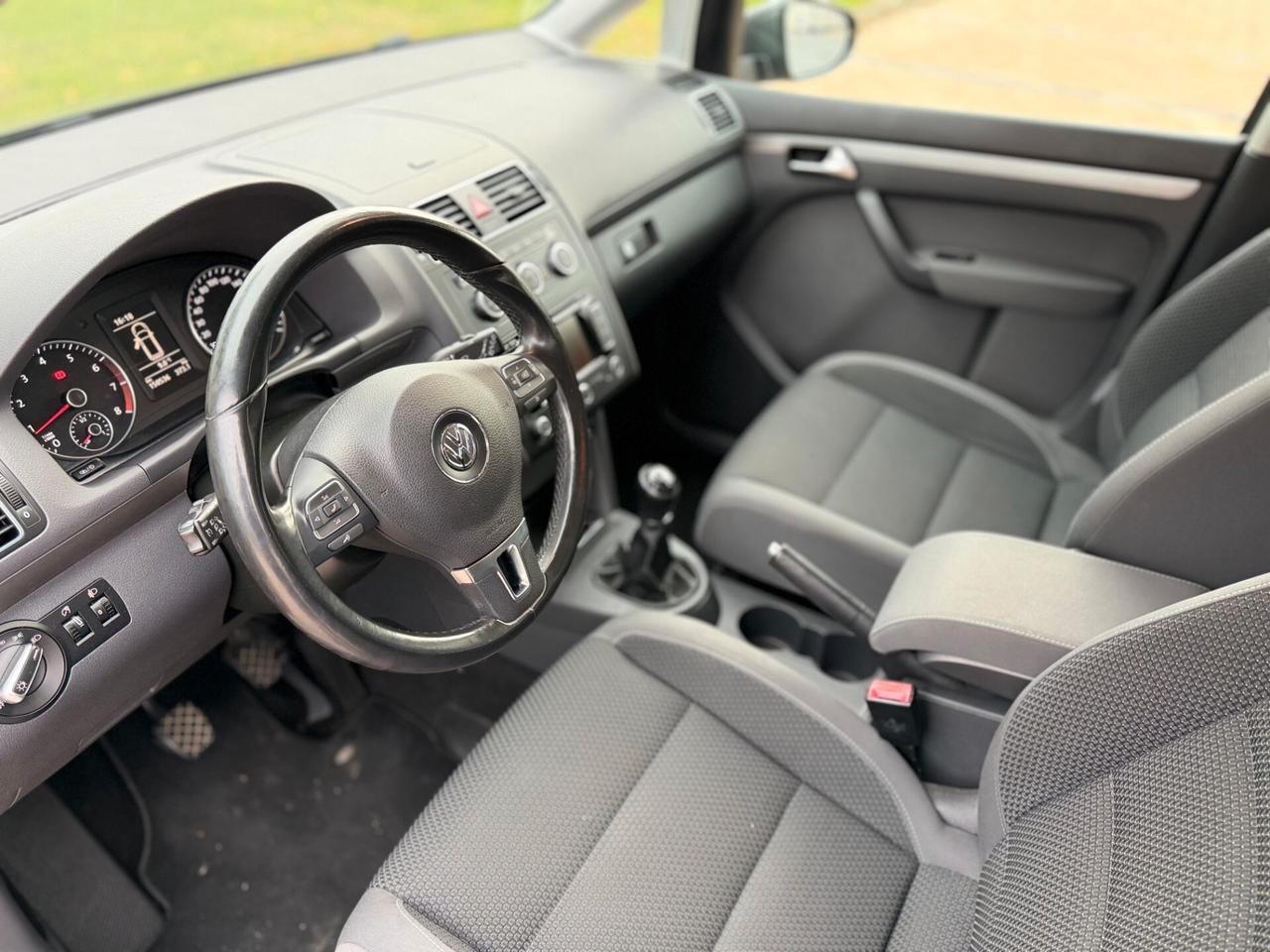 Volkswagen Touran Business 1.4 Highline EcoFuel