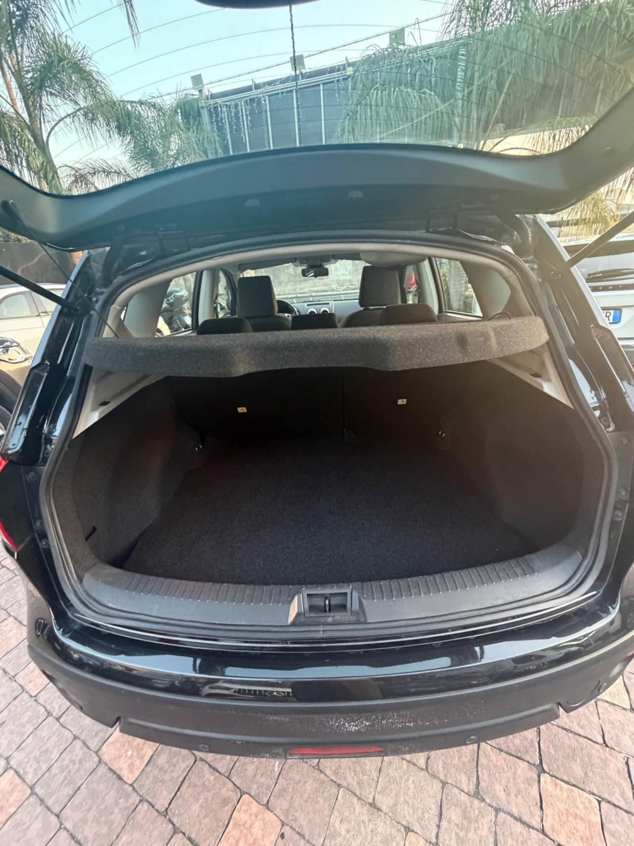 Nissan Qashqai 1.5 dCi Tekna prezzo 5990