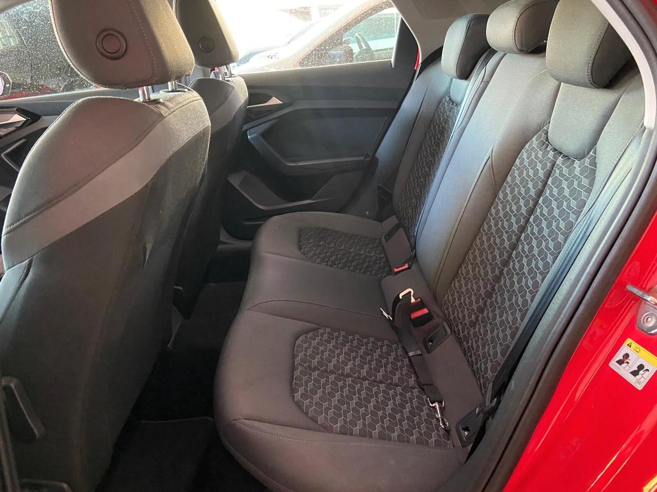 Audi A1 SPB 30 TFSI STronic 1.0cc AUTOMATICA