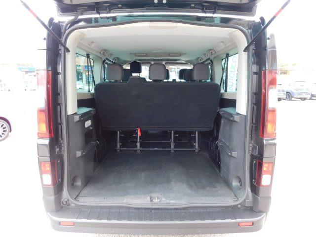 RENAULT Trafic Passenger BluedCi 150CV PL-TN Intens