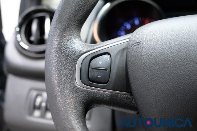 RENAULT Clio DCI 8V 90 CV 5 PORTE LIFE NEOPATENTATI