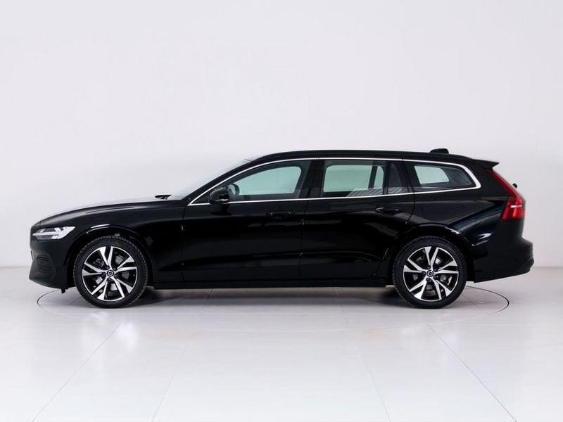 Volvo V60 B3 (bz) 163CV AUT CORE **AUTOCARRO N1**