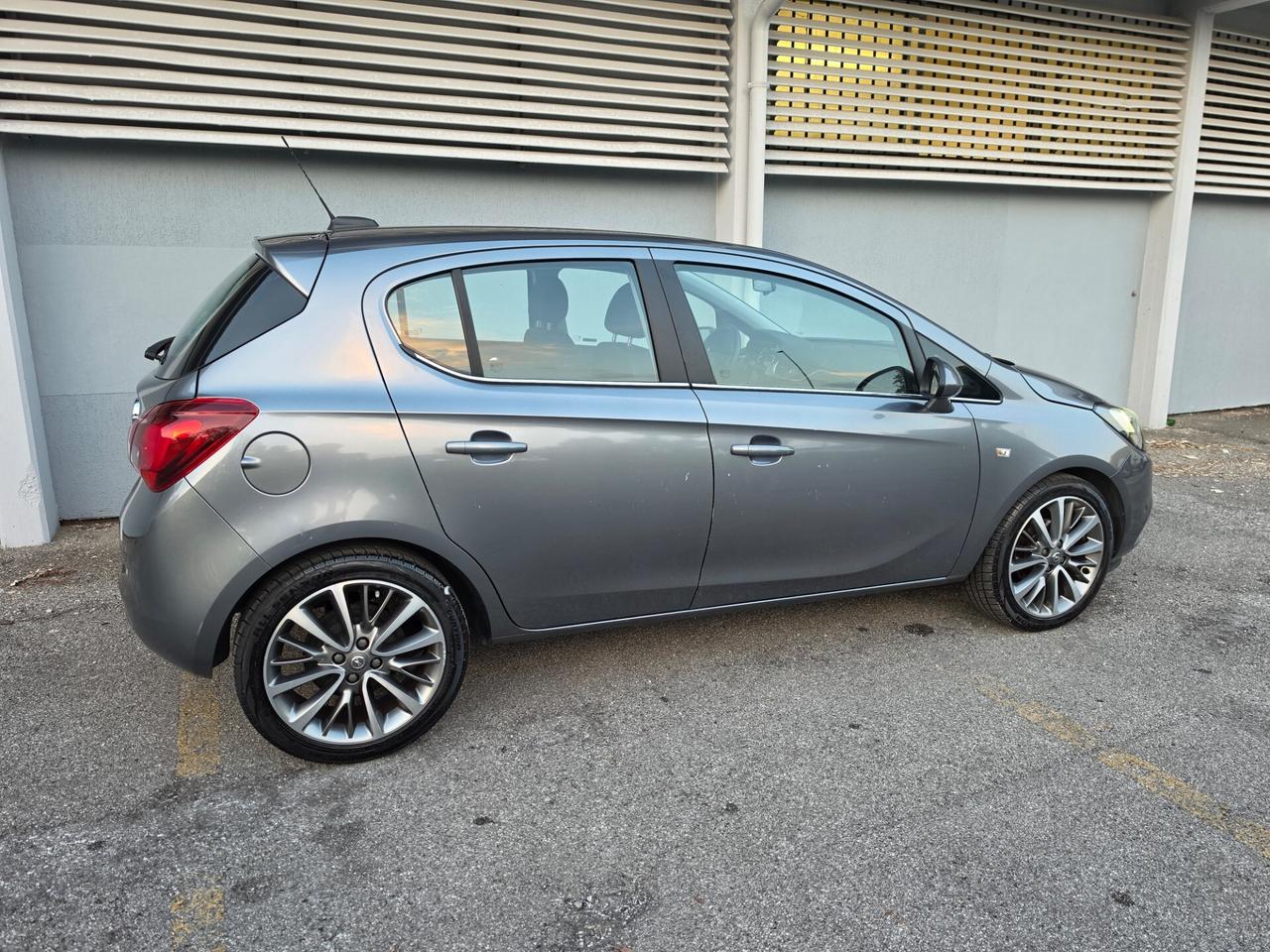 Opel Corsa 1.4 90CV GPL Tech 5 porte Innovation