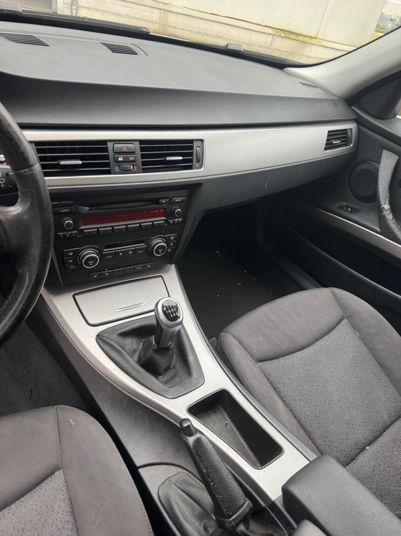 Bmw 320 320d cat Touring Attiva