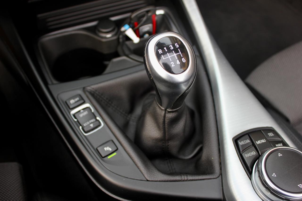 Bmw 218 i Cabrio Sport 1.5 136 CV 6M