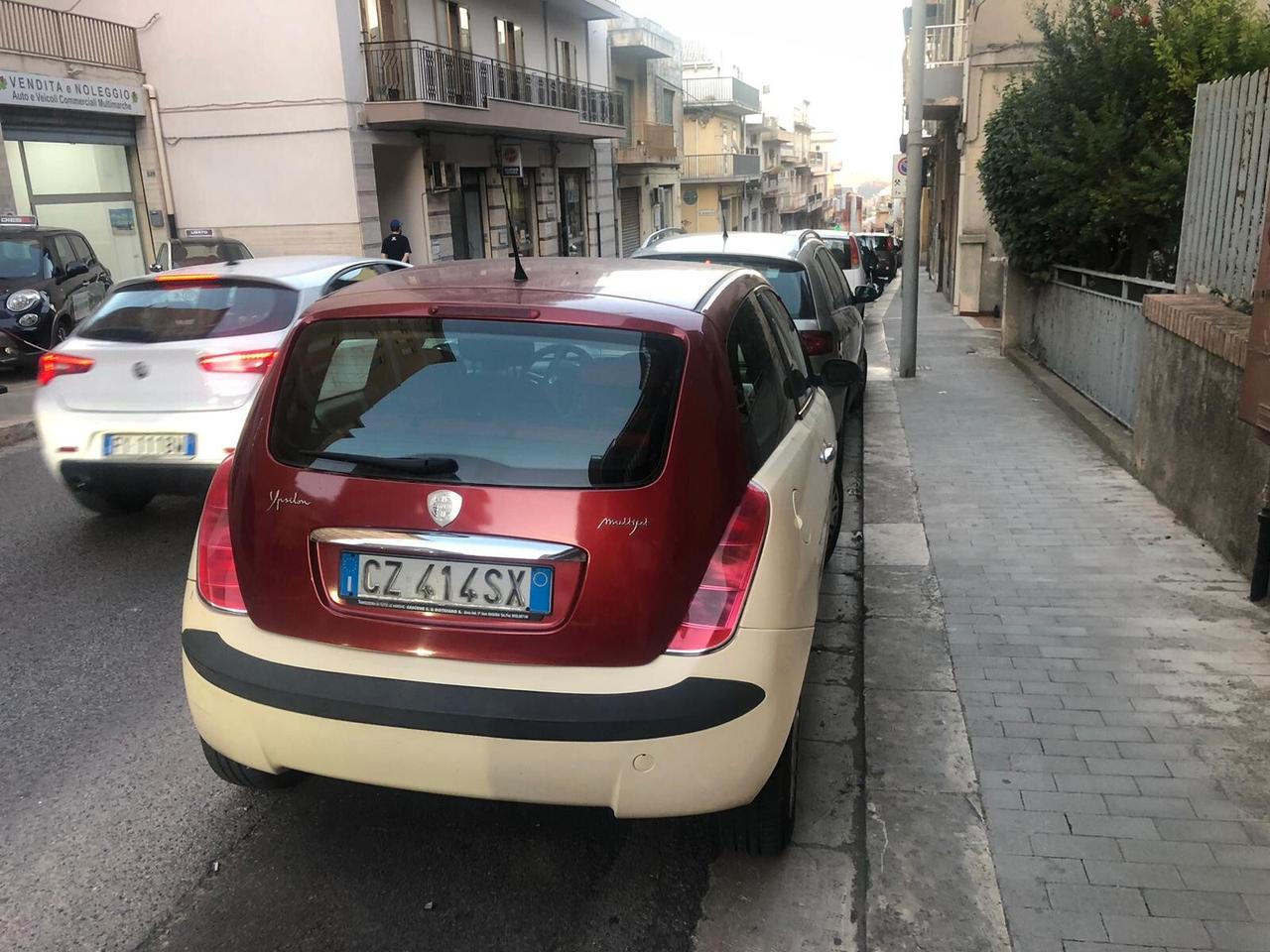 Lancia Ypsilon 1.3 Multijet 16V Argento