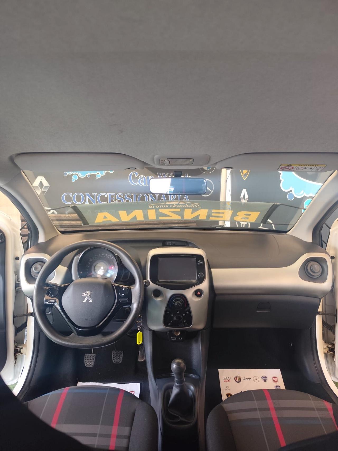 Peugeot 108 1,0 VTi 68 ETG 5 porte Allure
