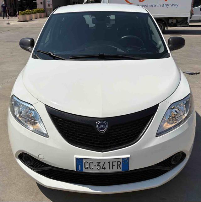 LANCIA Ypsilon 1.0 FireFly 5 porte S&S Hybrid Ecochic Gold