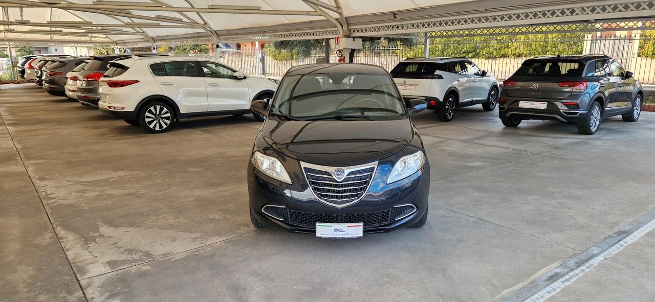 Lancia Ypsilon 1.3 Mjt 95cv 5 porte S&S Platinum