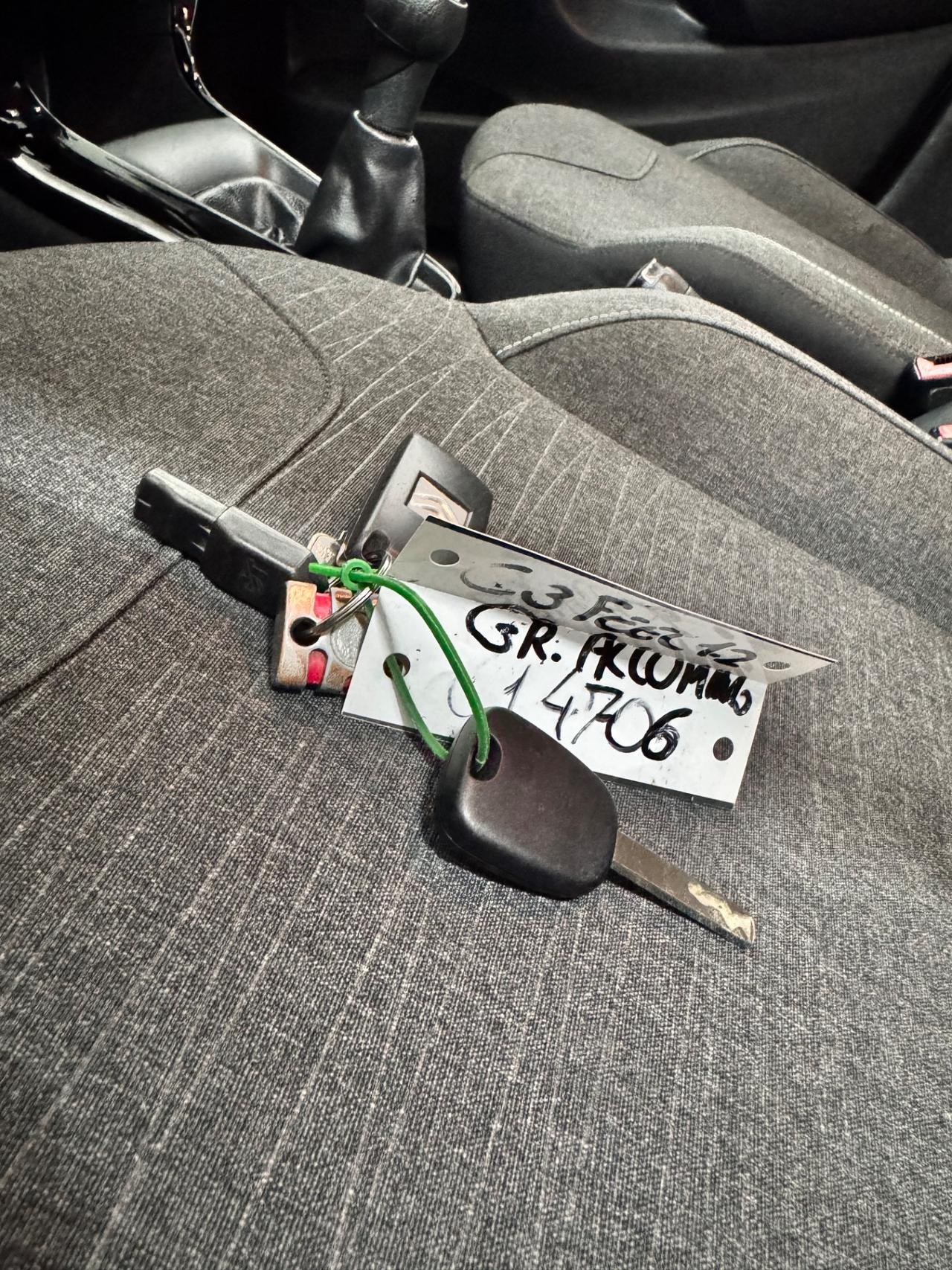 Citroen C3 1.2 82 Cv 5P. Exclusive KM 0 - 09/2016