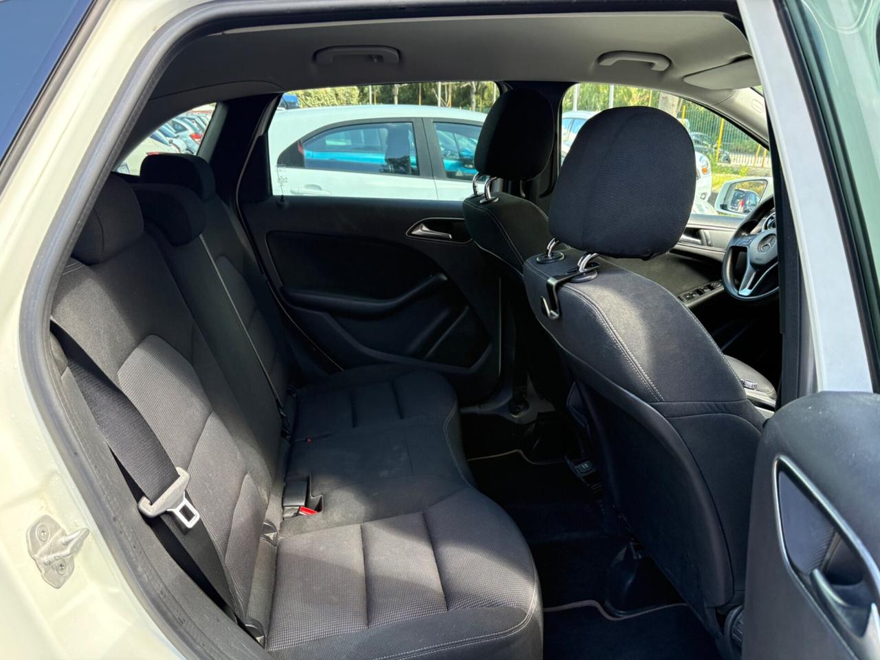 Ford C-Max TDCi Titanium p.a.r.i.-a.l.-.-n.u.o.v.o.